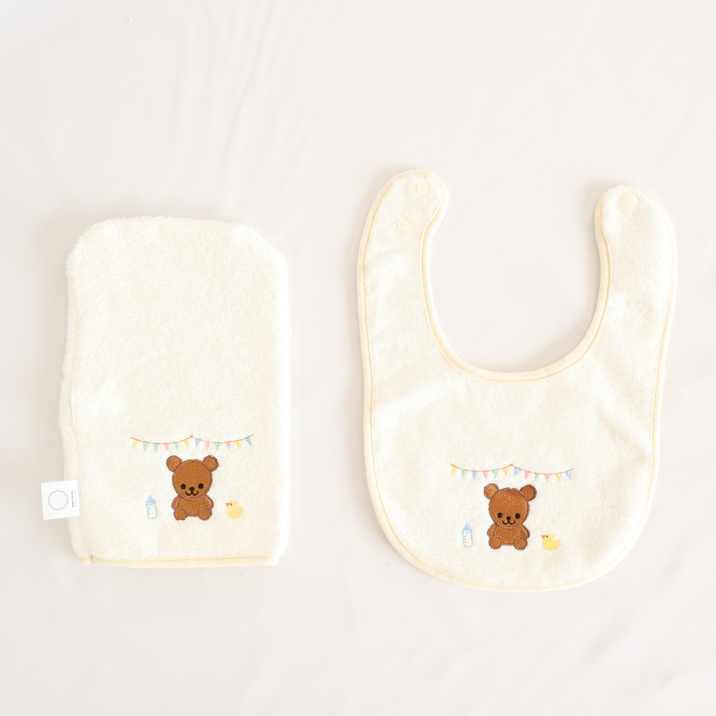 ガーゼのぬくもり３点ギフト（大きなガーゼバスタオル+スタイ+ミトン）　※送料無料